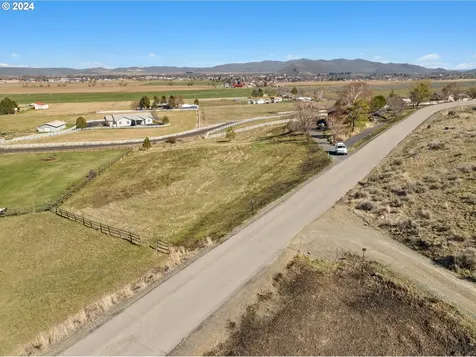 17373 Deer Park Loop Baker City OR 97814