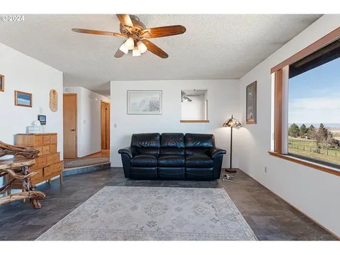 17373 Deer Park Loop Baker City OR 97814