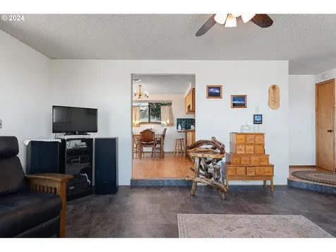17373 Deer Park Loop Baker City OR 97814