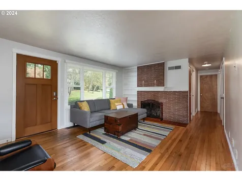 12820 SW Edgewood Street Portland OR 97225
