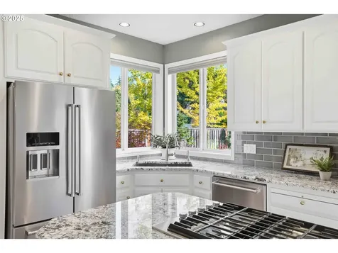 11060 SW Byrom Terrace Tualatin OR 97062