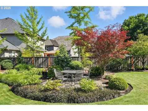 11060 SW Byrom Terrace Tualatin OR 97062