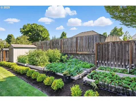 11060 SW Byrom Terrace Tualatin OR 97062