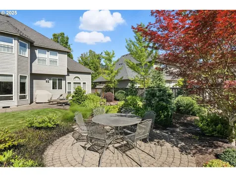 11060 SW Byrom Terrace Tualatin OR 97062