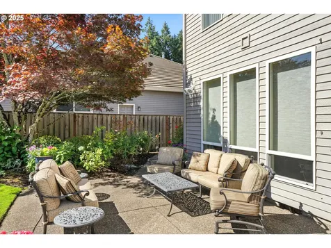 11060 SW Byrom Terrace Tualatin OR 97062