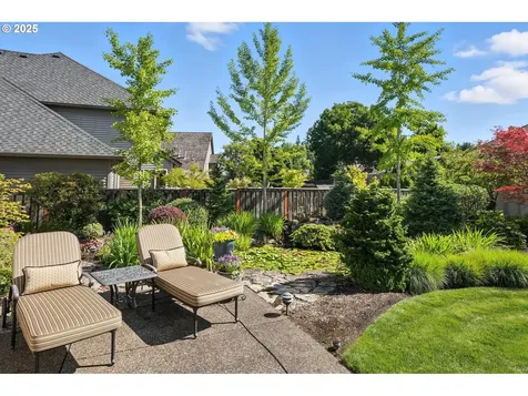 11060 SW Byrom Terrace Tualatin OR 97062