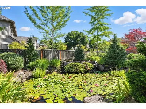 11060 SW Byrom Terrace Tualatin OR 97062