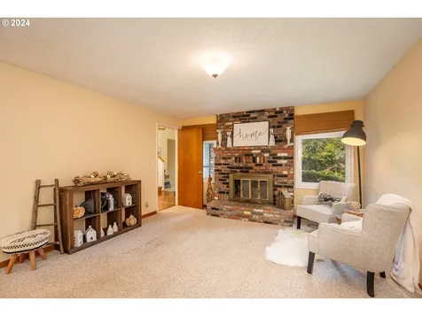 644 Pool Street Eugene OR 97401
