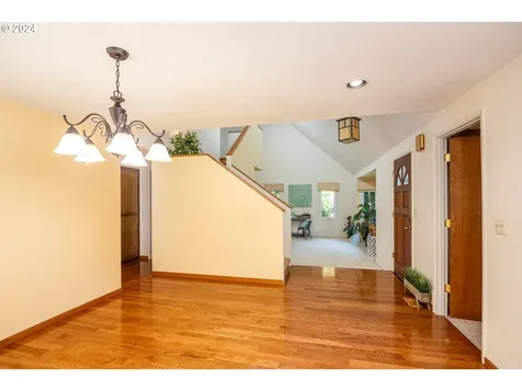 644 Pool Street Eugene OR 97401