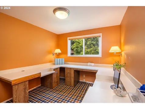 644 Pool Street Eugene OR 97401