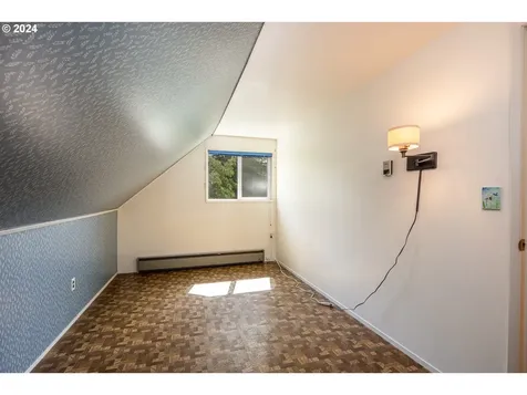 644 Pool Street Eugene OR 97401