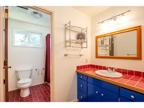 644 Pool Street Eugene OR 97401