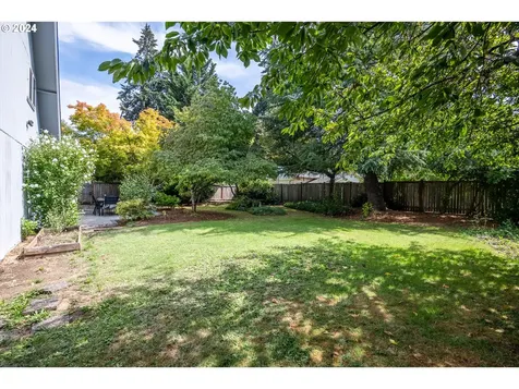 644 Pool Street Eugene OR 97401