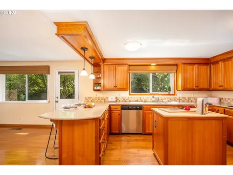 644 Pool Street Eugene OR 97401