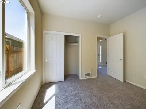 106 Ne Blair Street Sheridan OR 97378