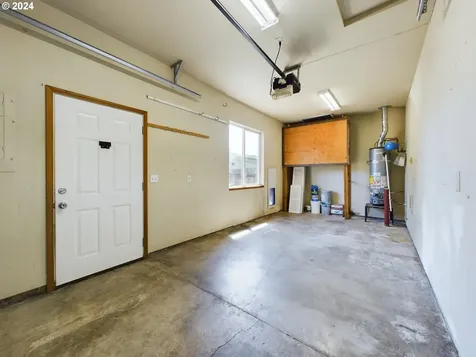 106 Ne Blair Street Sheridan OR 97378