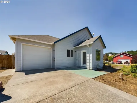 106 Ne Blair Street Sheridan OR 97378
