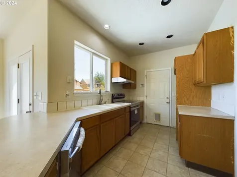106 Ne Blair Street Sheridan OR 97378