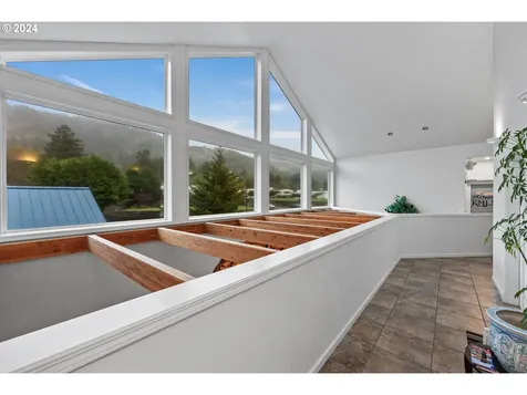 16289 Highway 101 S Brookings OR 97415