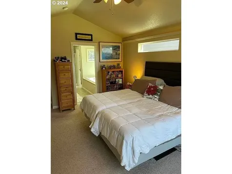 170 11th Street Jefferson OR 97352