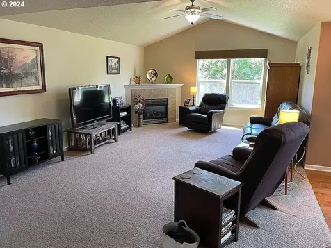 170 11th Street Jefferson OR 97352