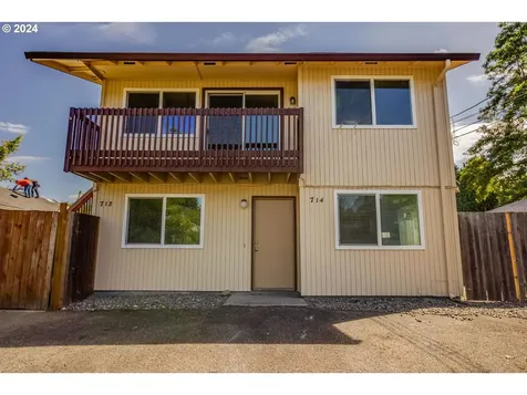 712 SE Russell Street Camas WA 98607