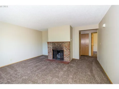 712 SE Russell Street Camas WA 98607