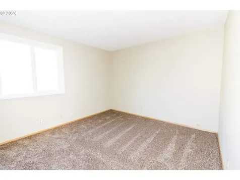 712 SE Russell Street Camas WA 98607