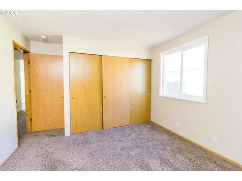 712 SE Russell Street Camas WA 98607