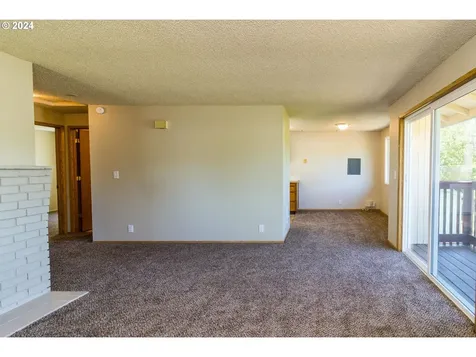 712 SE Russell Street Camas WA 98607