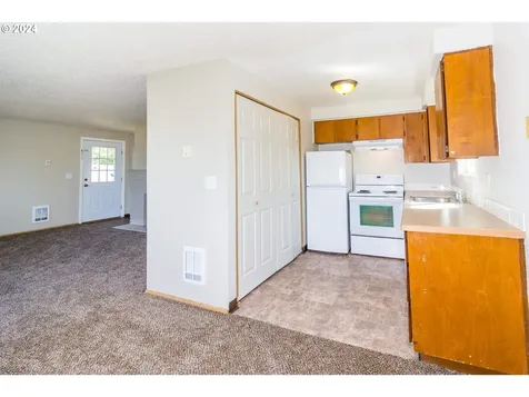 712 SE Russell Street Camas WA 98607