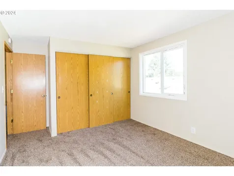 712 SE Russell Street Camas WA 98607
