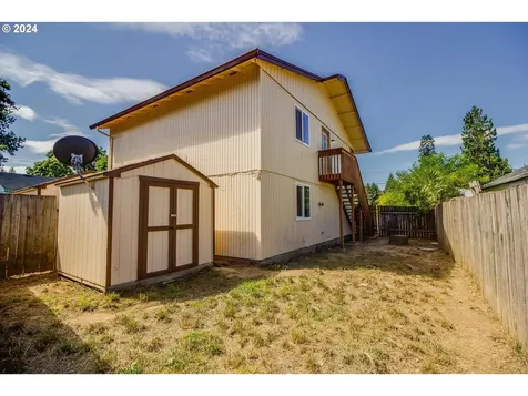 712 SE Russell Street Camas WA 98607