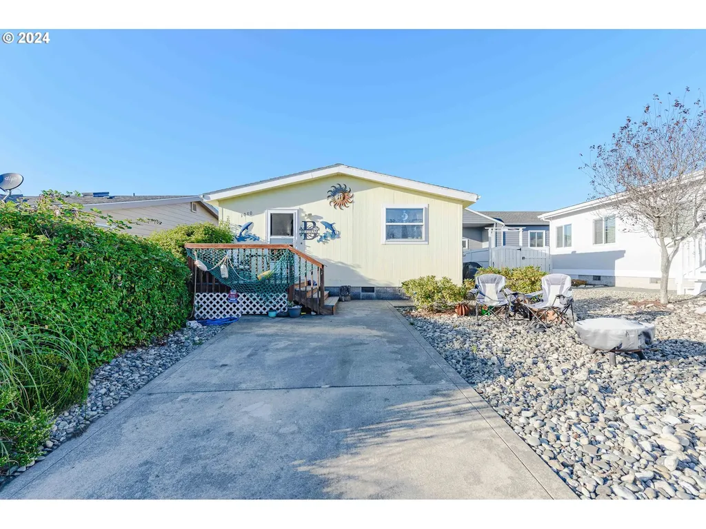 1080 Kentucky Avenue Coos Bay OR 97420