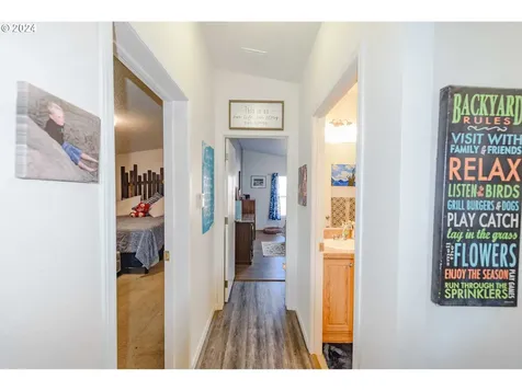 1080 Kentucky Avenue Coos Bay OR 97420