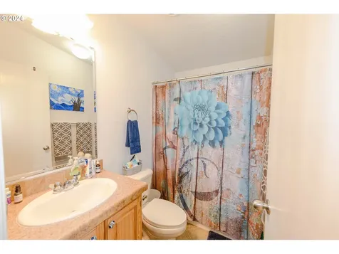1080 Kentucky Avenue Coos Bay OR 97420