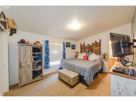 1080 Kentucky Avenue Coos Bay OR 97420