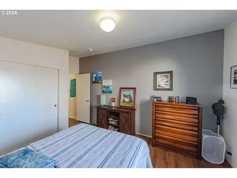 1080 Kentucky Avenue Coos Bay OR 97420