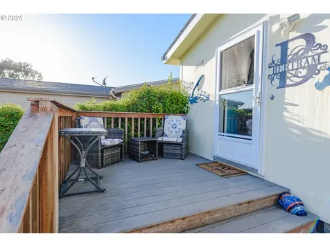 1080 Kentucky Avenue Coos Bay OR 97420