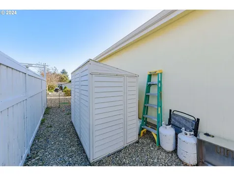 1080 Kentucky Avenue Coos Bay OR 97420