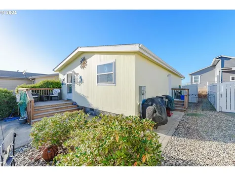 1080 Kentucky Avenue Coos Bay OR 97420
