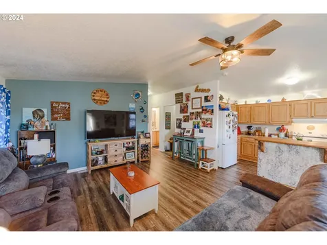 1080 Kentucky Avenue Coos Bay OR 97420