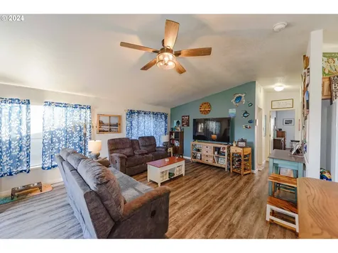 1080 Kentucky Avenue Coos Bay OR 97420