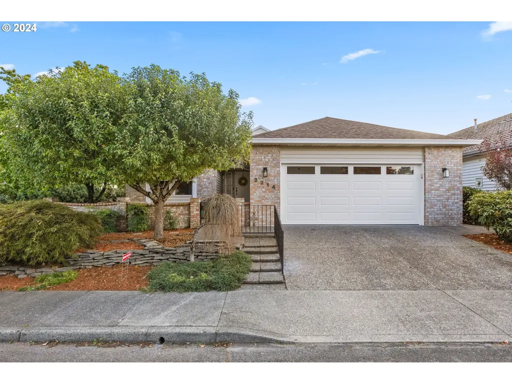 2214 NE 158th Avenue Portland OR 97230