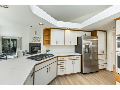 2214 NE 158th Avenue Portland OR 97230