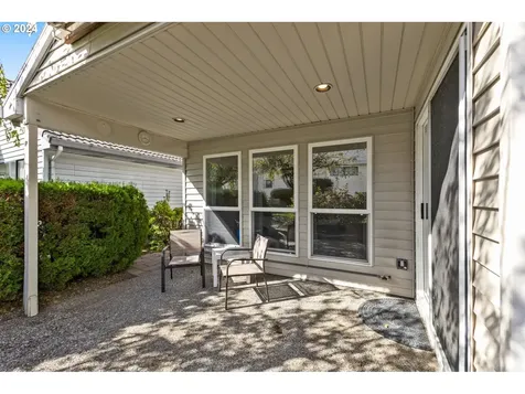 2214 NE 158th Avenue Portland OR 97230