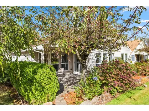 2214 NE 158th Avenue Portland OR 97230