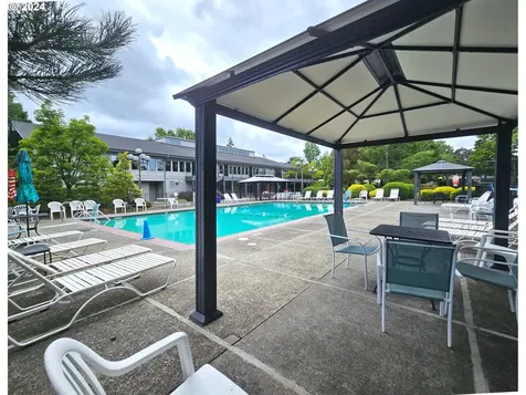 2214 NE 158th Avenue Portland OR 97230