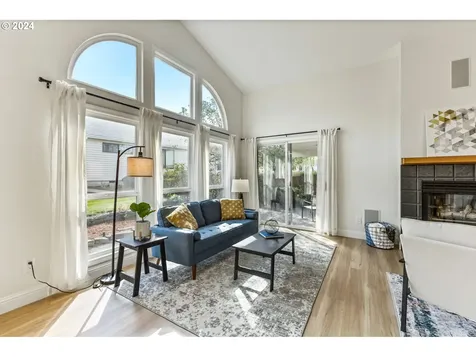 2214 NE 158th Avenue Portland OR 97230