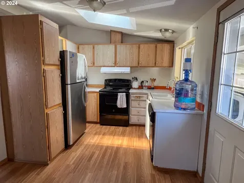 1949 Se Palmquist Road Gresham OR 97080